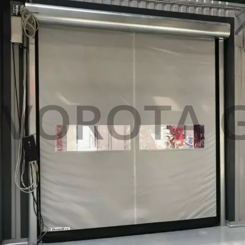 Скоростные ПВХ ворота светлые 1900х3000